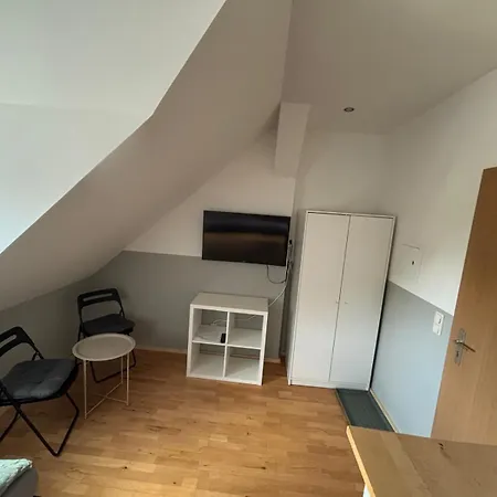 Fuer 3 Personen, Kuehlschrank-bad 3* Meine