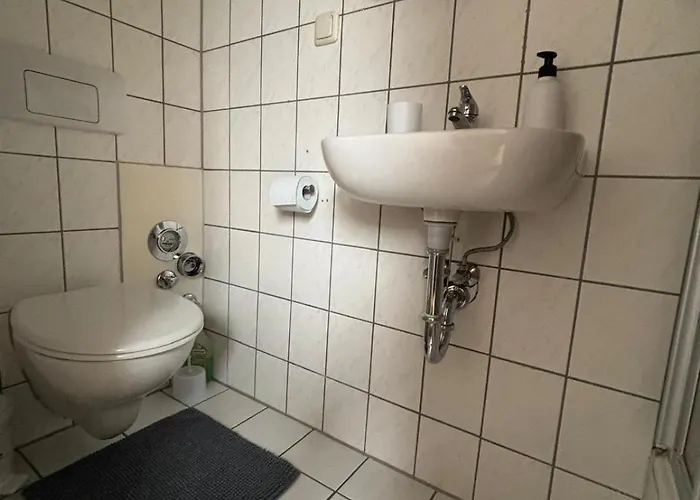 Fuer 3 Personen, Kuehlschrank-bad 3* Meine